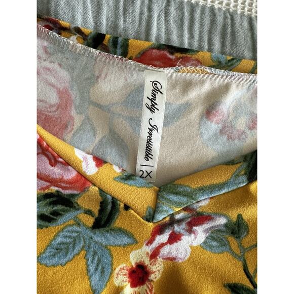 Simply Irresistible Women's Plus Bright Yellow Floral V-Neck Knot Hem Shirt 2XL - Picture 4 of 5